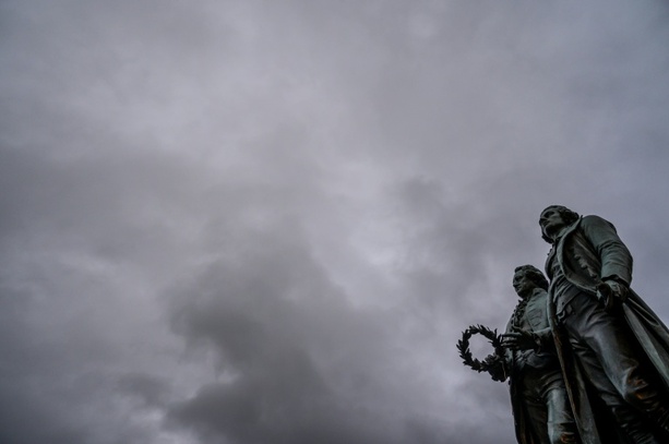 Bild vergr&ouml;&szlig;ern: 200 Jahre nach Goethes Tod: Forscher finden Ameise in dessen Bernsteinsammlung