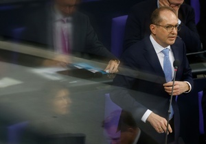 Bundesinnenminister Dobrindt sieht keinen Änderungsbedarf bei Teilzeit-Regelung