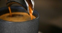 Vergifteter Kaffee und tödliche Brecheisenattacke: 13 Jahre Haft in Hildesheim