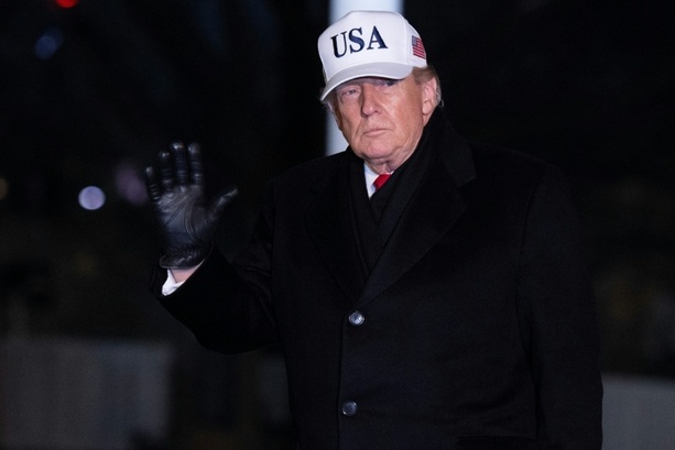 Bild vergr&ouml;&szlig;ern: Dollar sackt weiter ab - Euro-Kurs übersteigt symbolische Schwelle von 1,20 Dollar