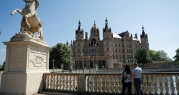 Umfrage: SPD in Mecklenburg-Vorpommern verringert Abstand zu führender AfD