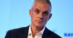 BBC ernennt Übergangschef inmitten von Rechtsstreit mit Trump