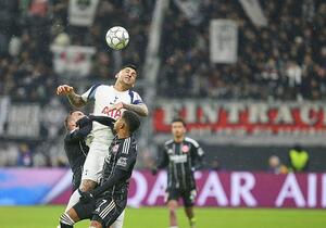 Champions League: Eintracht unterliegt Tottenham - Bayern siegreich