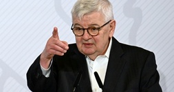 Ex-Außenminister Joschka Fischer plädiert für atomare Aufrüstung Europas