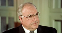 Streit über Textpassagen: Bundesgerichtshof verhandelt erneut über Kohl-Buch