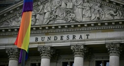 Bundesrat befasst sich mit Gesetzen für mehr Verbraucherschutz