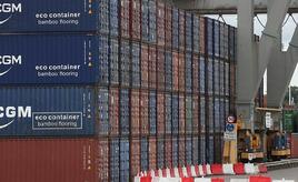 Importpreise im Dezember deutlich niedriger