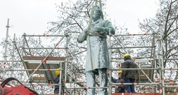 Wien: Aktivisten für dauerhafte Entfernung von Statue antisemitischen Bürgermeisters