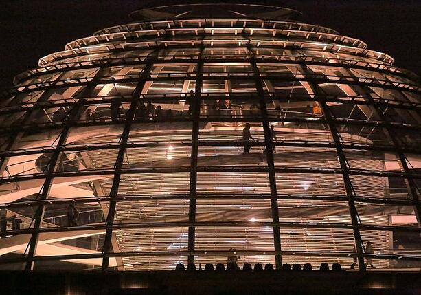 Bild vergr&ouml;&szlig;ern: SPD und Grüne wollen schärfere Zugangskontrollen für den Bundestag