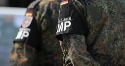 Expertin erwartet keine zügige militärische Unabhängigkeit von USA