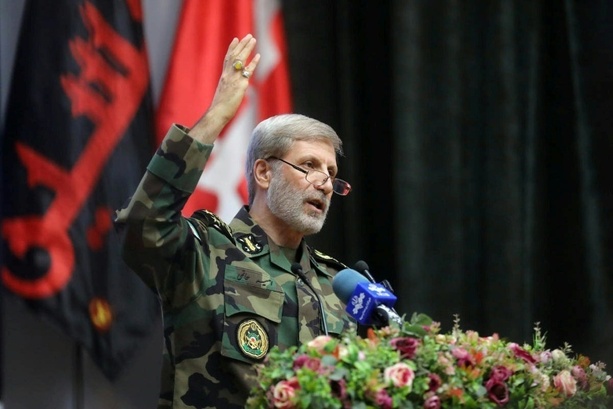 Bild vergr&ouml;&szlig;ern: Nach Drohungen Trumps: Iranische Streitkräfte in höchste Alarmbereitschaft versetzt