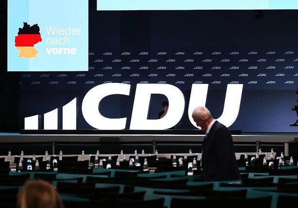 Bild vergr&ouml;&szlig;ern: CDU-Antrag gegen Sozial-Missbrauch für Parteitag