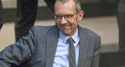 Röwekamp offen für europäischen Atomschutzschirm