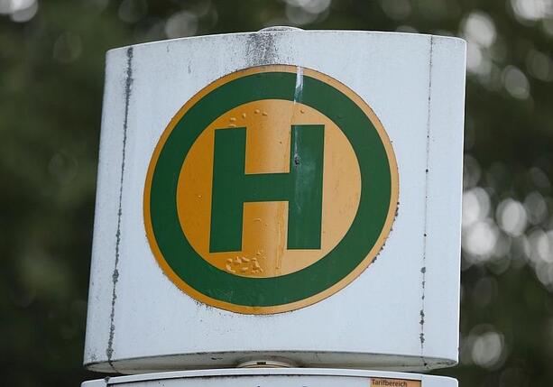 Bild vergr&ouml;&szlig;ern: Bundesweite Streiks im kommunalen Nahverkehr angelaufen