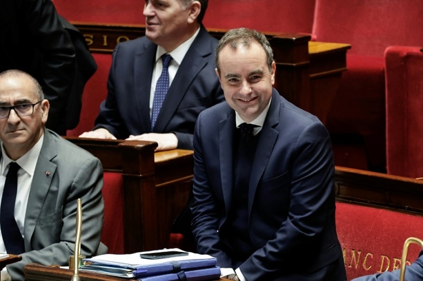 Bild vergr&ouml;&szlig;ern: Frankreichs Haushalt kurz vor der Verabschiedung