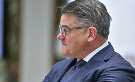 Rhein stellt sich gegen Forderungen von CDU-Wirtschaftsflügeln