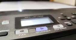 Umfrage: Unternehmen geben alte IT-Geräte meist weiter