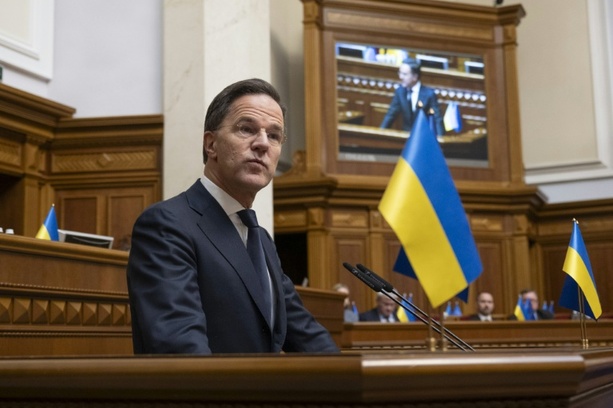 Bild vergr&ouml;&szlig;ern: Luftalarm während Besuches von Nato-Generalsekretär Rutte in Kiew