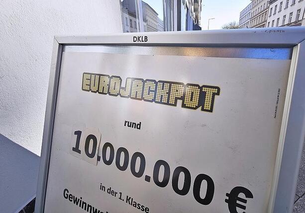 Bild vergr&ouml;&szlig;ern: Gewinnzahlen Eurojackpot vom Dienstag (03.02.2026)