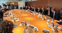 Umfrage: Unternehmen stellen Regierung schlechtes Zeugnis aus