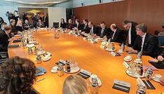 Umfrage: Unternehmen stellen Regierung schlechtes Zeugnis aus