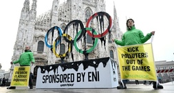 Greenpeace protestiert in Mailand gegen Ölkonzern Eni als Olympia-Sponsor
