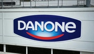 Danone weitet Rückruf von Babynahrung wegen möglicher Verunreinigung mit Giftstoff aus
