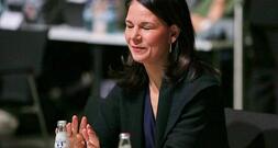 Baerbock lehnt Boykott der Fußball-WM in den USA ab