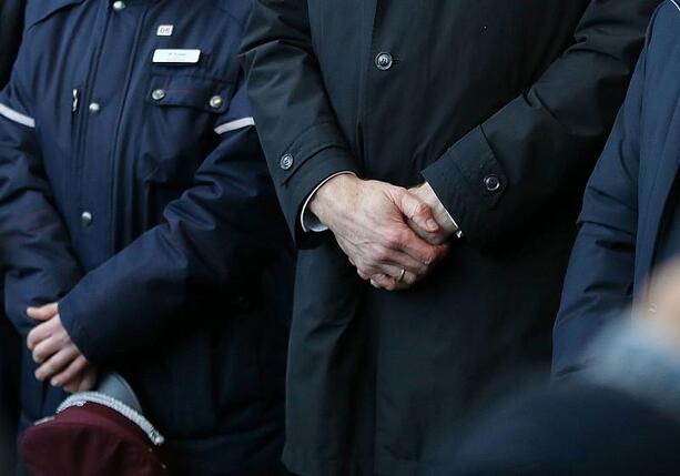 Bild vergr&ouml;&szlig;ern: Justizministerin erwägt mehr Schutz für Zugbegleiter