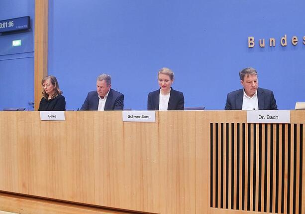 Bild vergr&ouml;&szlig;ern: Studie: Vermögensteuer könnte 150 Milliarden Euro mehr einbringen