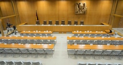 Wegen Staatsakts für verstorbene Rita Süssmuth: Karlsruhe verschiebt Verhandlung