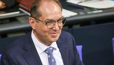 Dobrindt: Viele Hinweise zu Anschlag auf Berlins Stromnetz erhalten