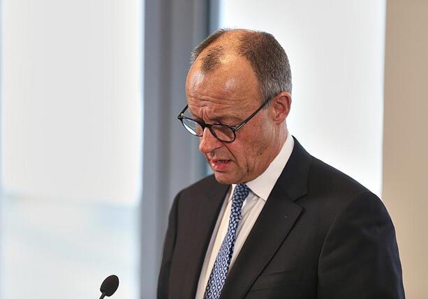 Bild vergr&ouml;&szlig;ern: Insa: Union rutscht wieder hinter AfD zurück