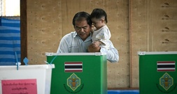 Wahl in Thailand hat begonnen - Konservativer Regierungschef hofft auf Bestätigung