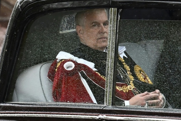 Bild vergr&ouml;&szlig;ern: Epstein-Affäre: Charles III. zutiefst besorgt über neue Vorwürfe gegen Andrew