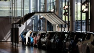 Autoindustrie warnt vor Arbeitsplatzverlust in Deutschland - und fordert Reformen