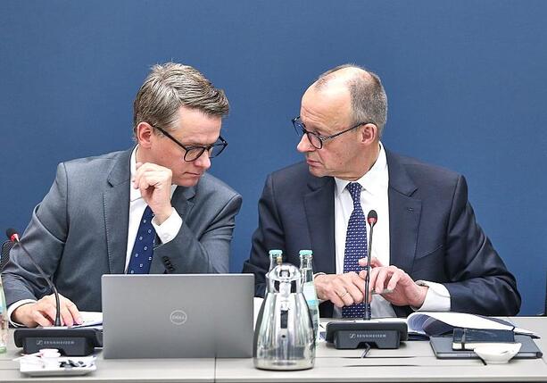 Bild vergr&ouml;&szlig;ern: Forsa: Union weiter vor AfD