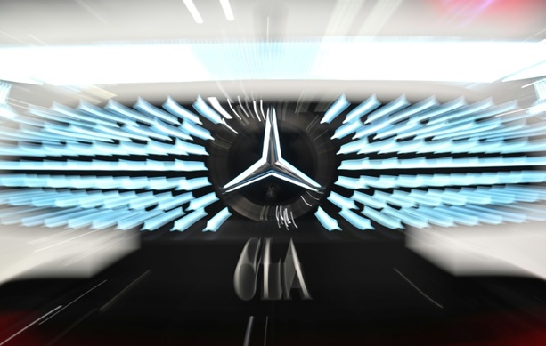 Bild vergr&ouml;&szlig;ern: Gewinn bei Mercedes 2025 um fast die Hälfte eingebrochen