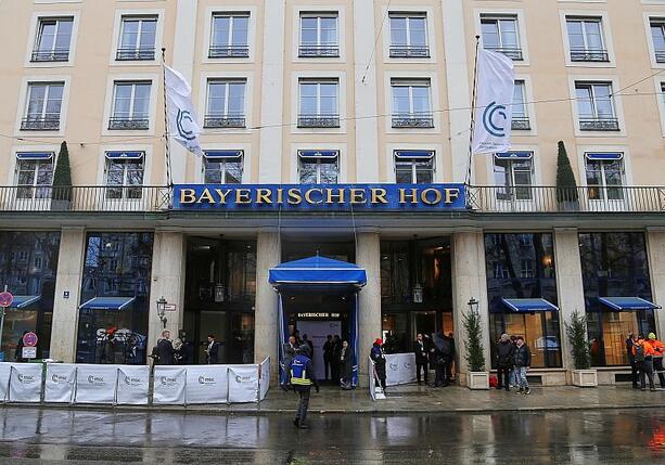 Bild vergr&ouml;&szlig;ern: Wadephul hat hohe Erwartungen an Münchner Sicherheitskonferenz