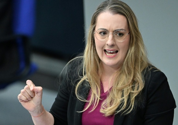 Bild vergr&ouml;&szlig;ern: Dröge: Reiche will Energiewende und Bürgerenergie abwürgen