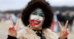 80.000 Menschen bei Demonstration gegen iranische Regierung in München