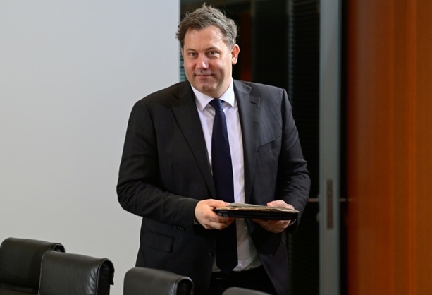 Bild vergr&ouml;&szlig;ern: Finanzminister der Eurogruppe treffen sich - Gespräche im E6-Format geplant