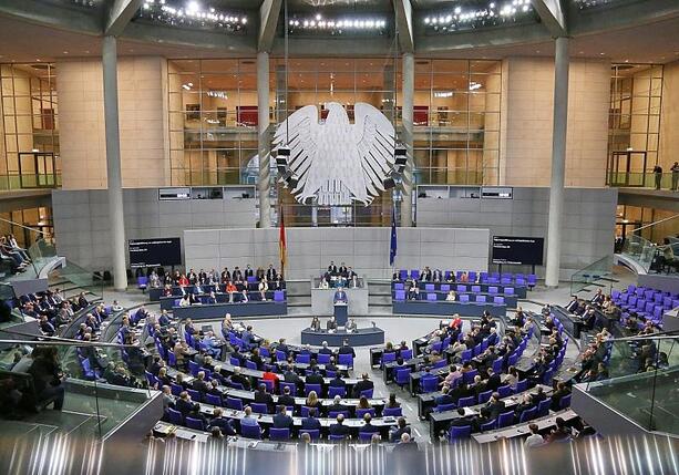 Bild vergr&ouml;&szlig;ern: Union erwägt schärfere Regeln gegen Vetternwirtschaft im Parlament
