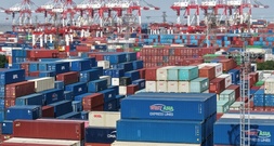 Trotz Trumps Zollpolitik: US-Außenhandelsdefizit bei Waren 2025 auf Rekordhoch