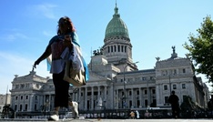 Protest gegen Mileis Arbeitsmarktreform: Zusammenstöße in Argentinien