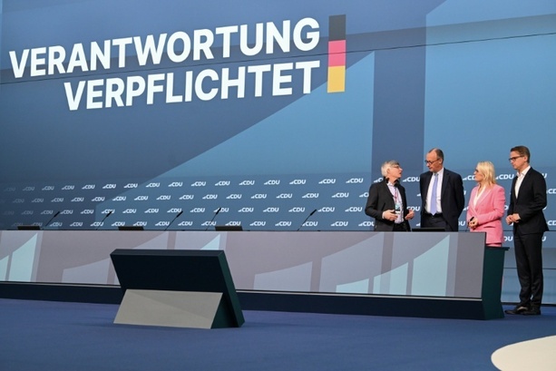 Bild vergr&ouml;&szlig;ern: Vor Parteitag: CDU-Arbeitnehmerflügel fordert Gesamtkonzept für Sozialreformen