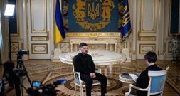 Selenskyj: Auch die USA verlangen von Ukraine Aufgabe des gesamten Donbass