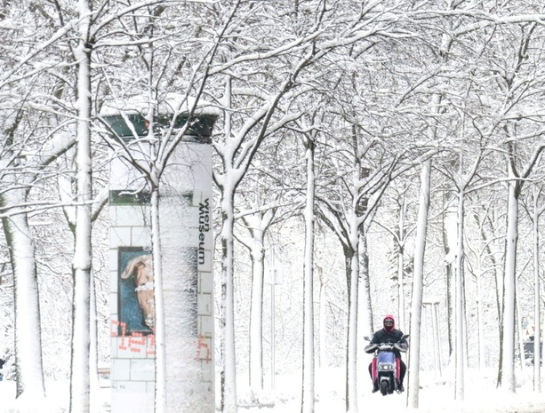 Bild vergr&ouml;&szlig;ern: Starke Schneefälle und Lawinen in Österreich: Fünf Tote