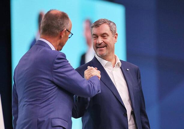 Bild vergr&ouml;&szlig;ern: Söder lobt Merz als unseren Trumpf bei Trump