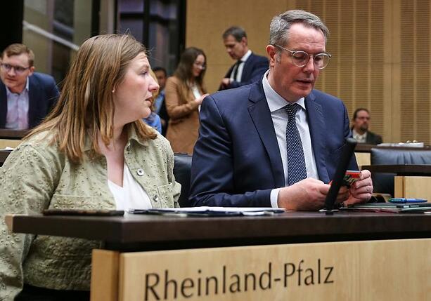 Bild vergr&ouml;&szlig;ern: Schweitzer wirbt für Fortsetzung der Ampel in Rheinland-Pfalz